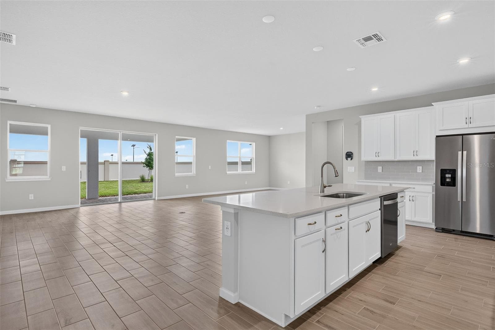 Open Concept - 9553 NATURAL OAK PT, DADE CITY