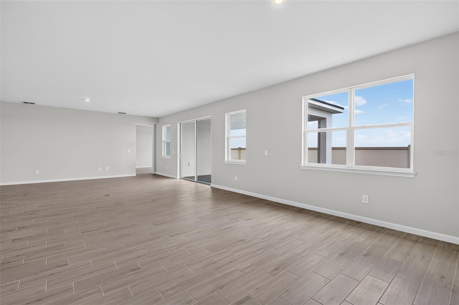 Single Family Residence at 9553 NATURAL OAK PT, DADE CITY, photo 16 of 44