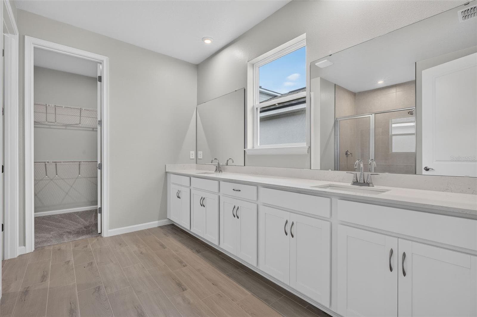 Primary Bath - 9553 NATURAL OAK PT, DADE CITY