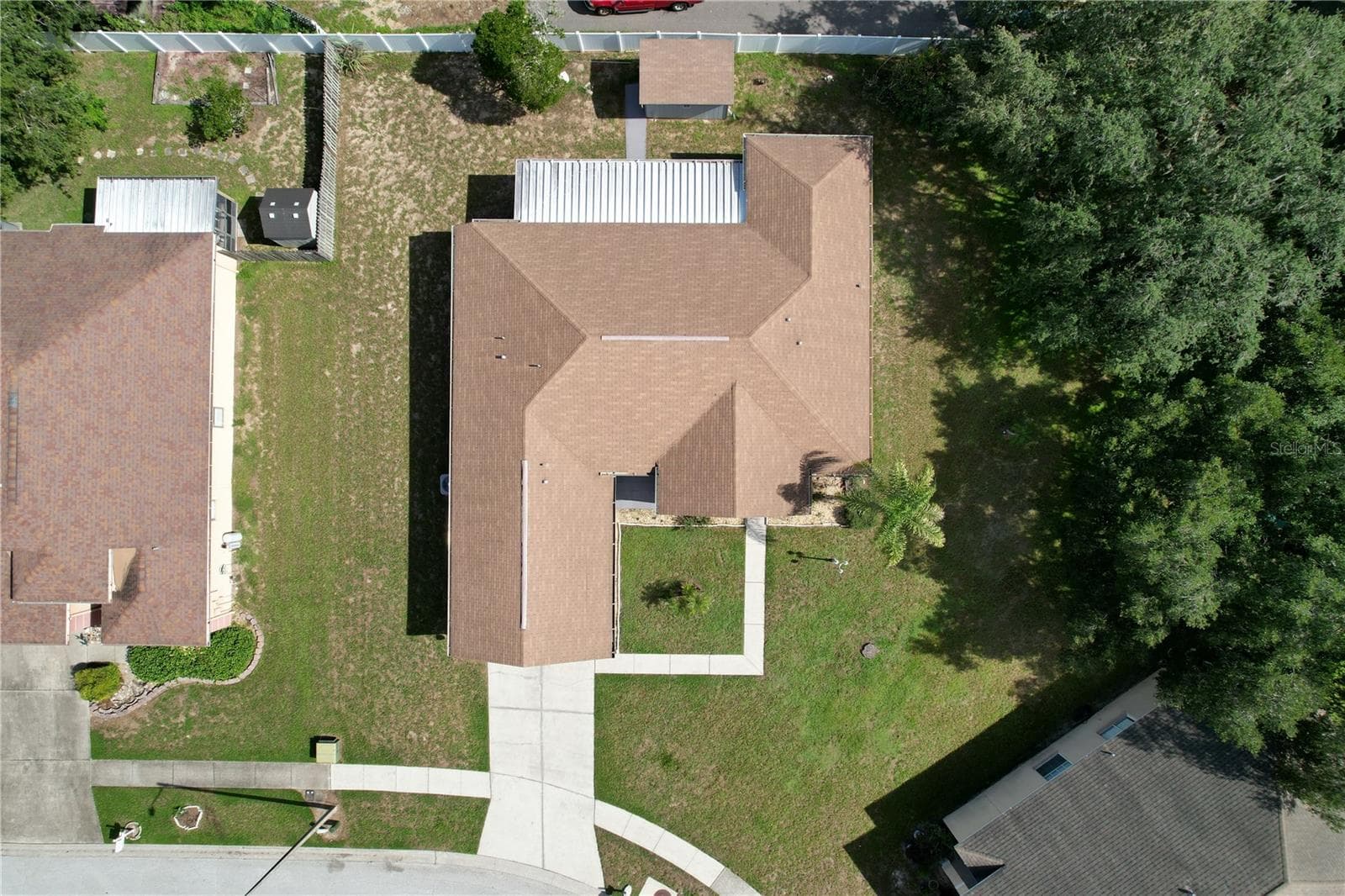 Single Family Residence at 4209 AMBER RIDGE LN, VALRICO, photo 34 of 36