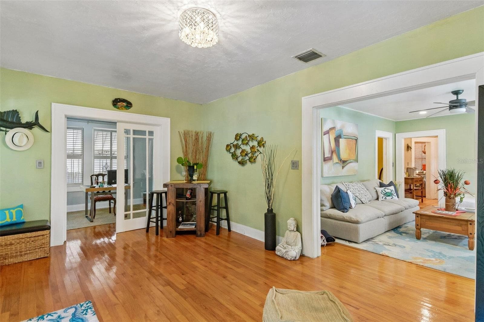 Single Family Residence at 2319 W NORTH B ST, TAMPA, photo 7 of 25