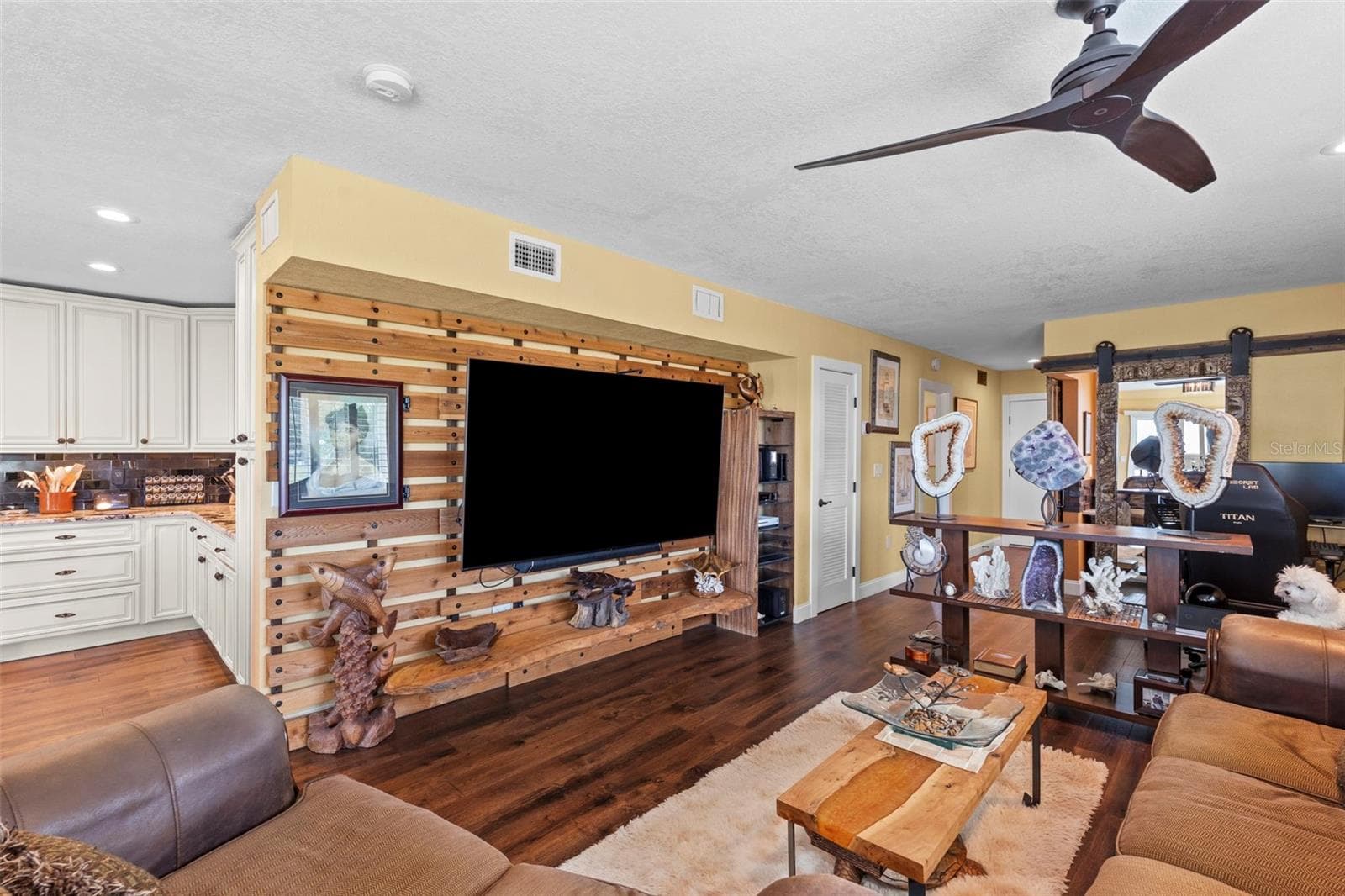 Condominium at 800 BAHIA DEL SOL DR #A, RUSKIN, photo 9 of 73