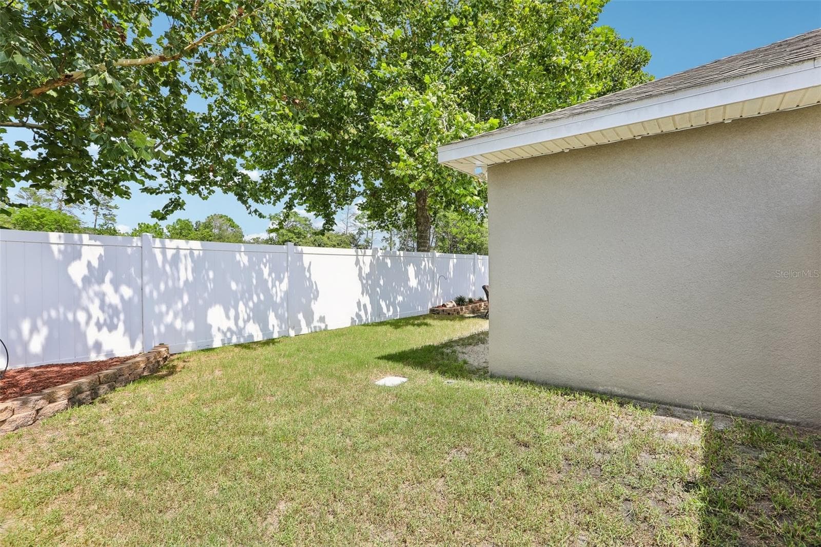 Single Family Residence at 16214 VINE CLIFF AVE, HUDSON, photo 42 of 59