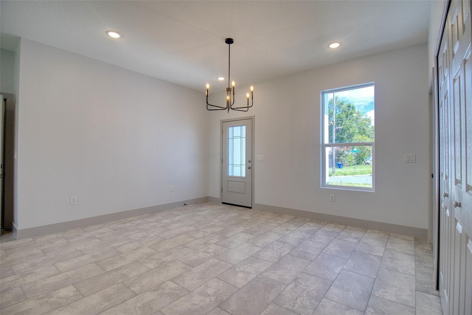 Gorgeous Flooring - 1246 HERSCHELL ST, LAKELAND
