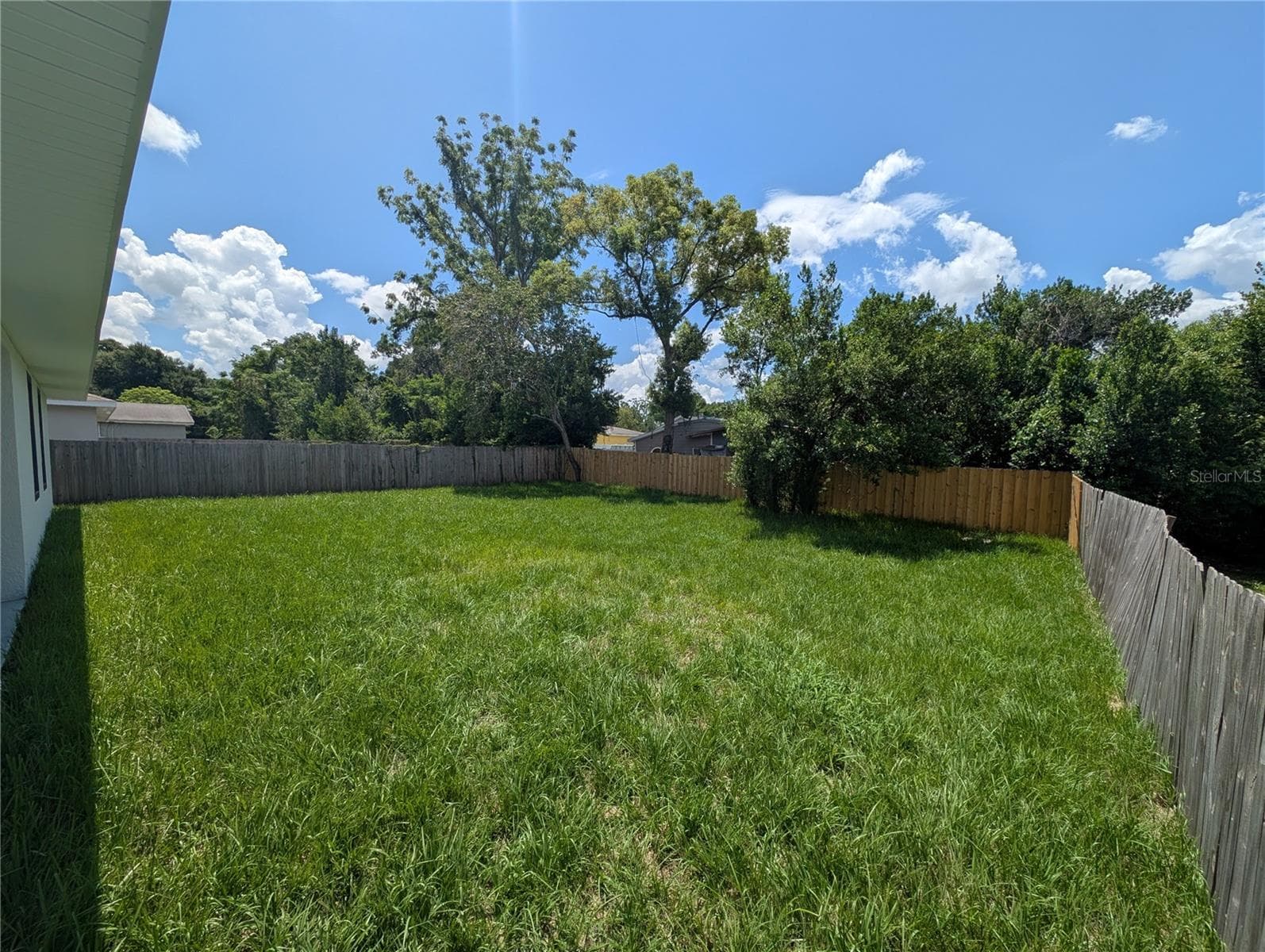 Huge Yard - 1246 HERSCHELL ST, LAKELAND