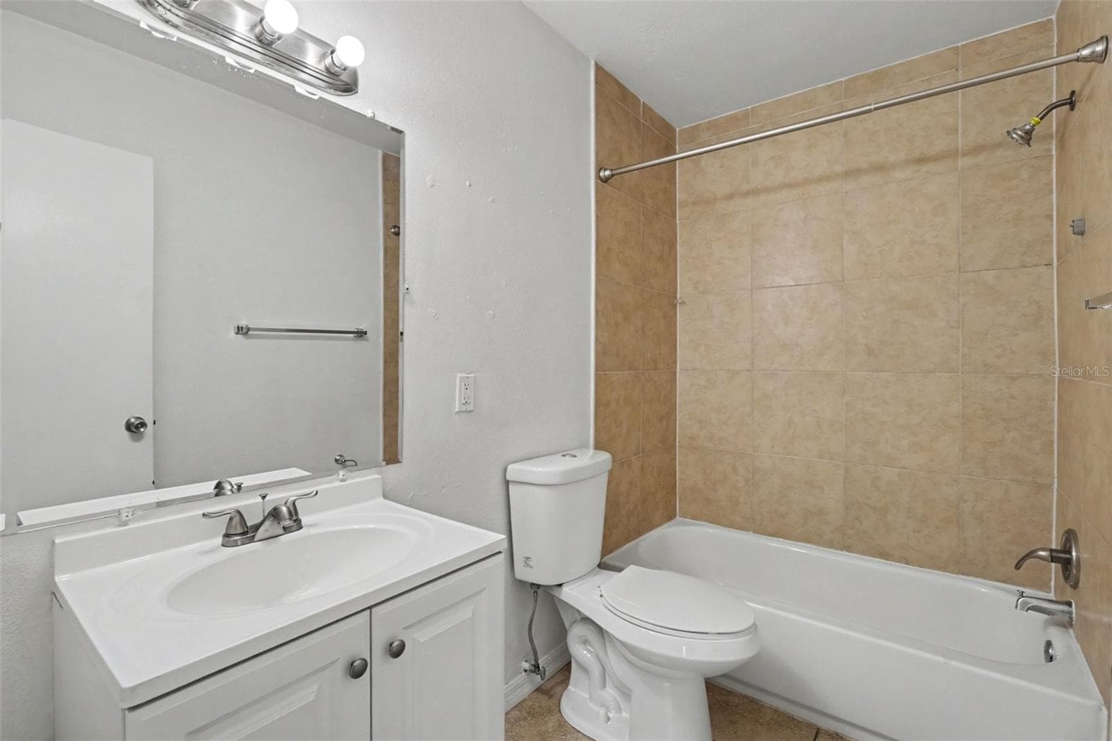 Single Family Residence at 5585 ATLANTIC AVE N, ST PETERSBURG, photo 12 of 22