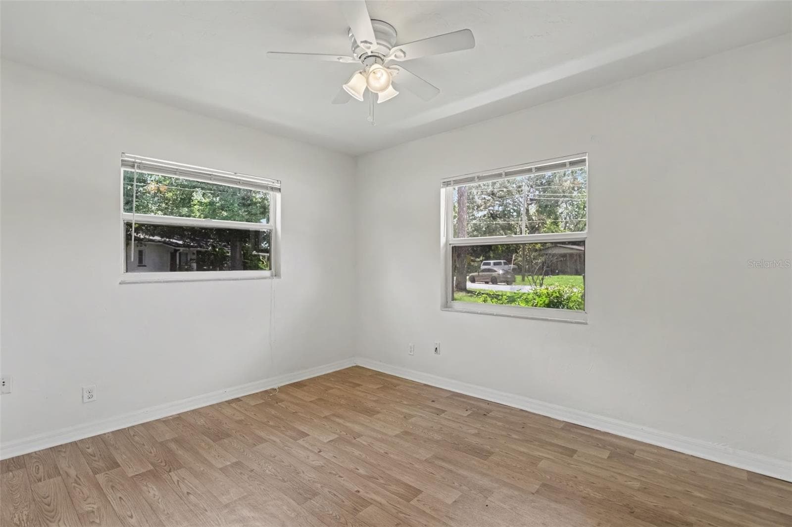 Single Family Residence at 5585 ATLANTIC AVE N, ST PETERSBURG, photo 17 of 22