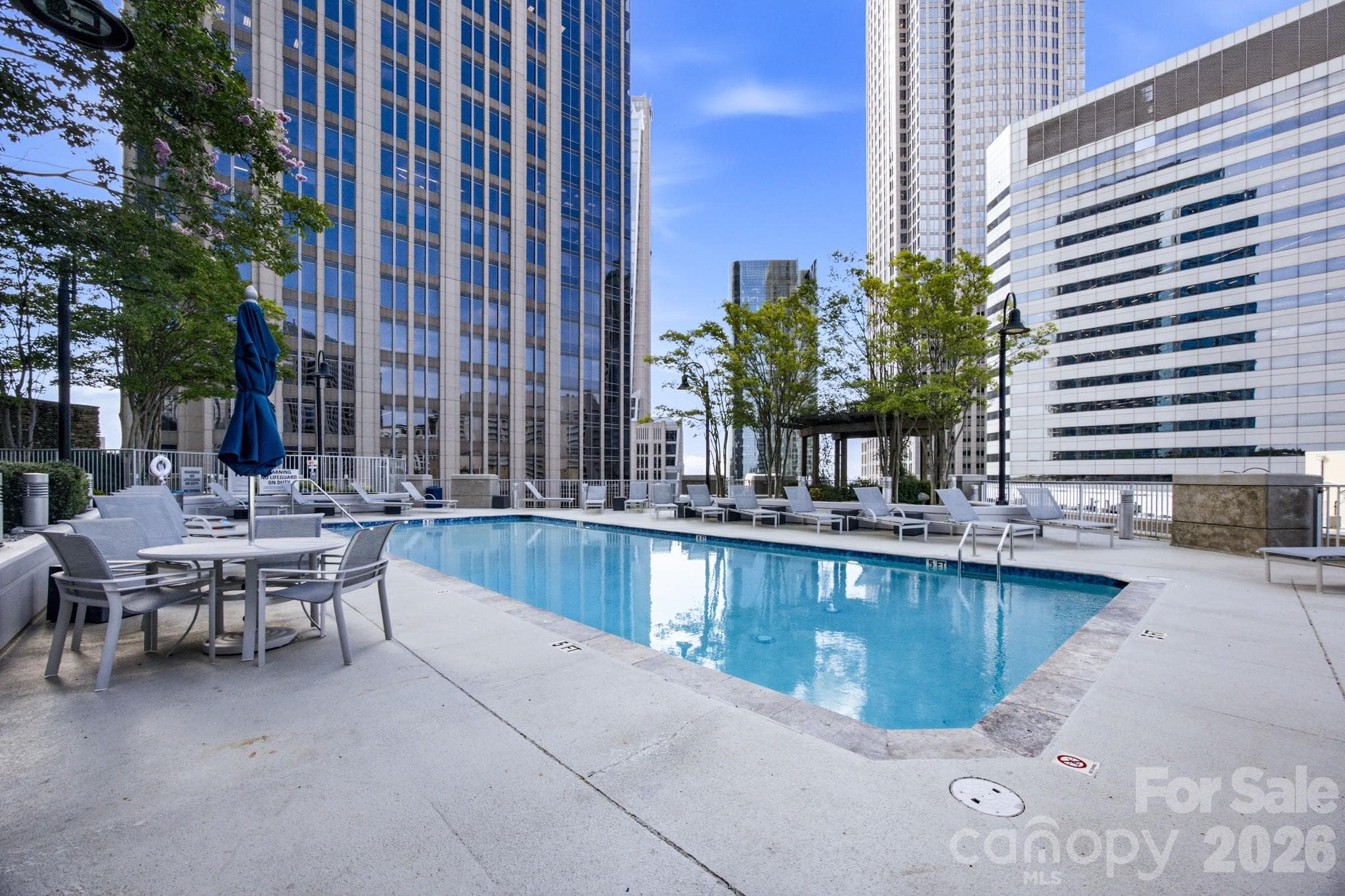 Condominium at 210 N Church Street, Charlotte, photo 23 of 44