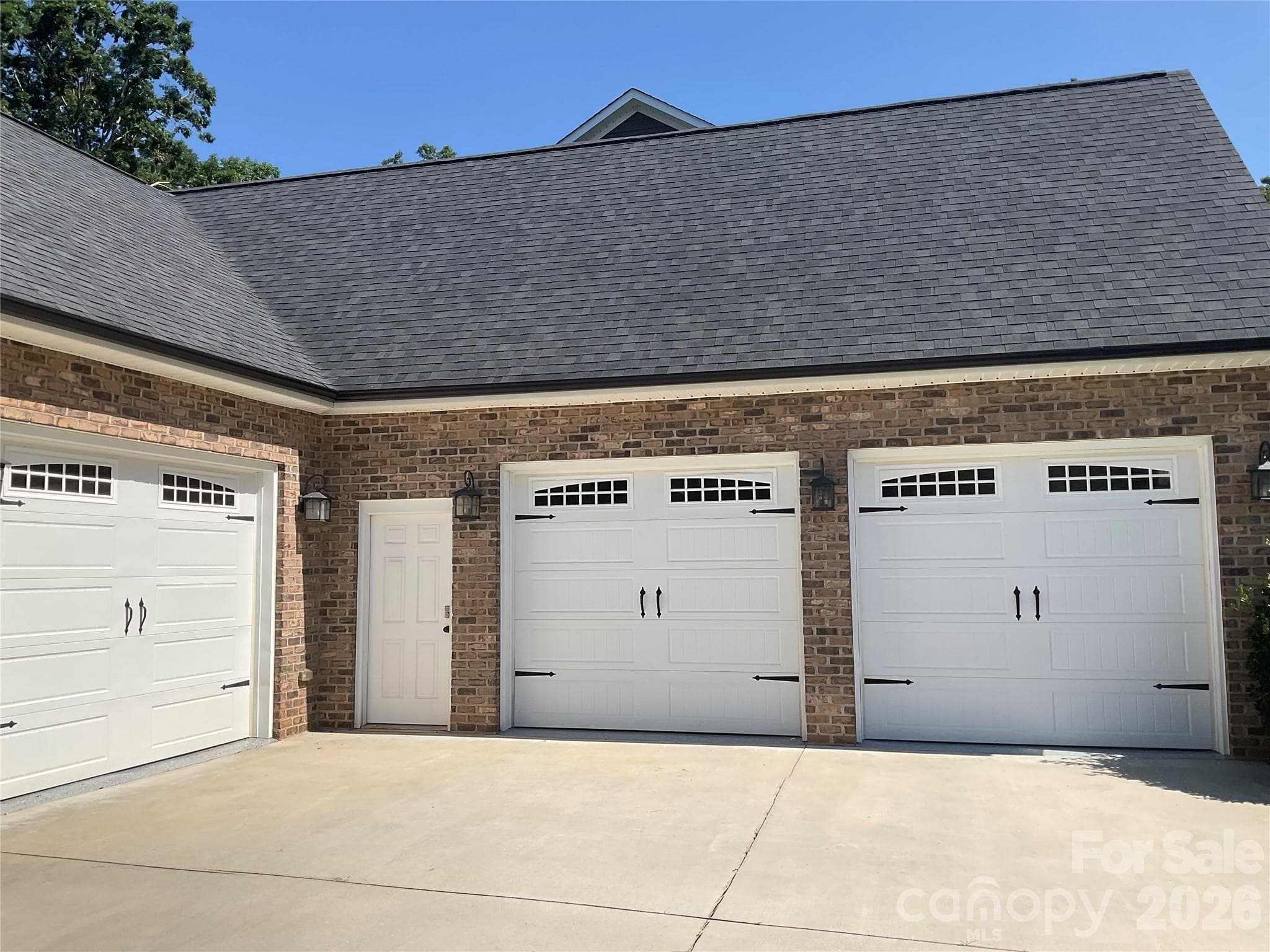 Single Family Residence at 135 Blossom Hill Road, Lincolnton, photo 2 of 33