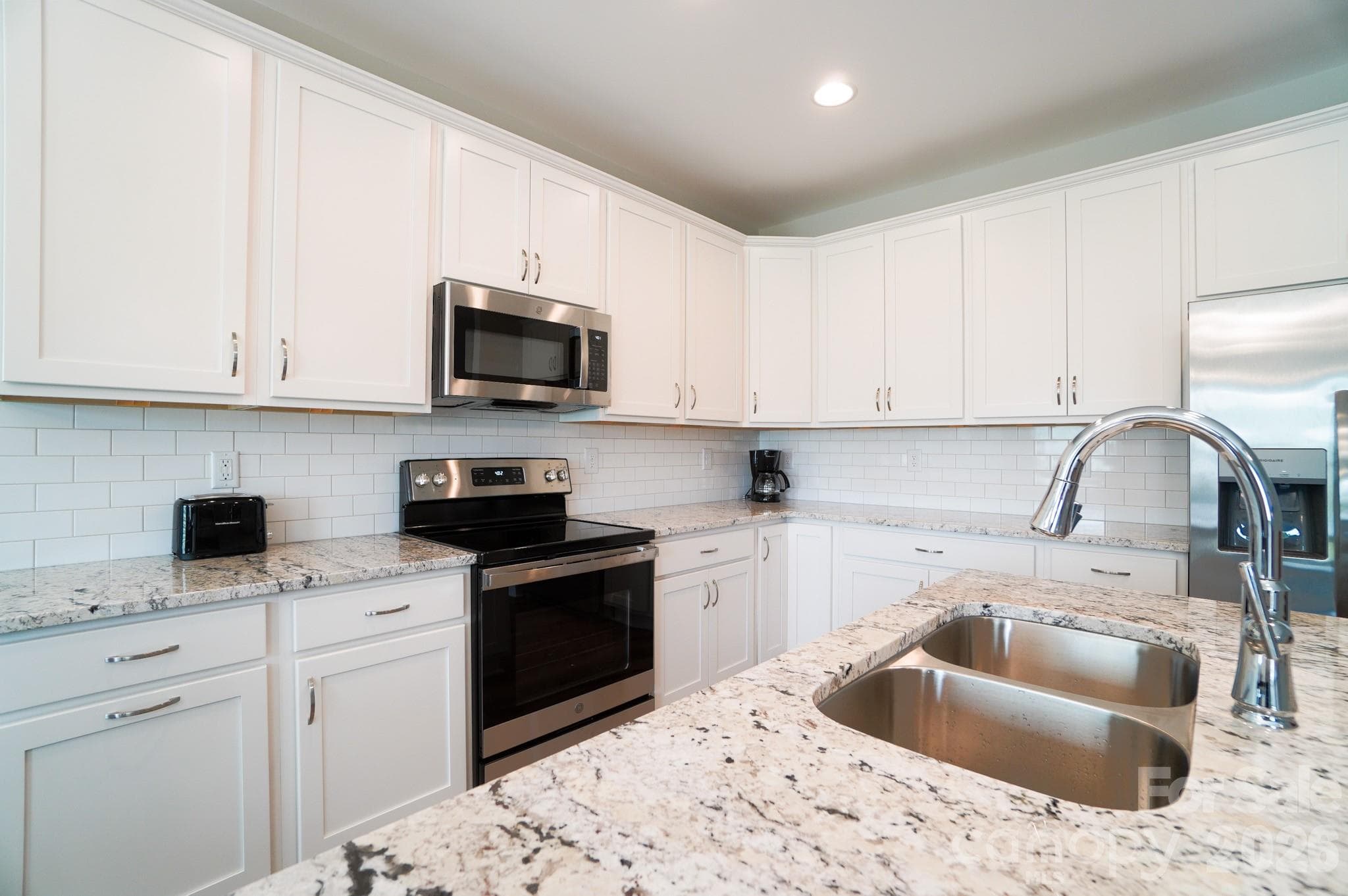 Townhouse at 112B Deer Brook Drive, Shelby, photo 9 of 29