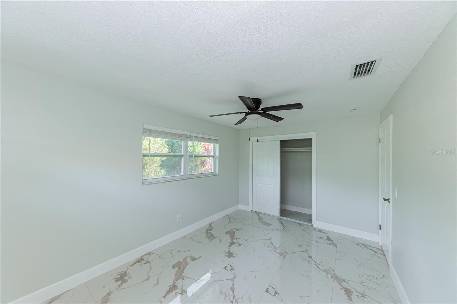 Single Family Residence at 1574 SOUVENIR DR, CLEARWATER, photo 47 of 99