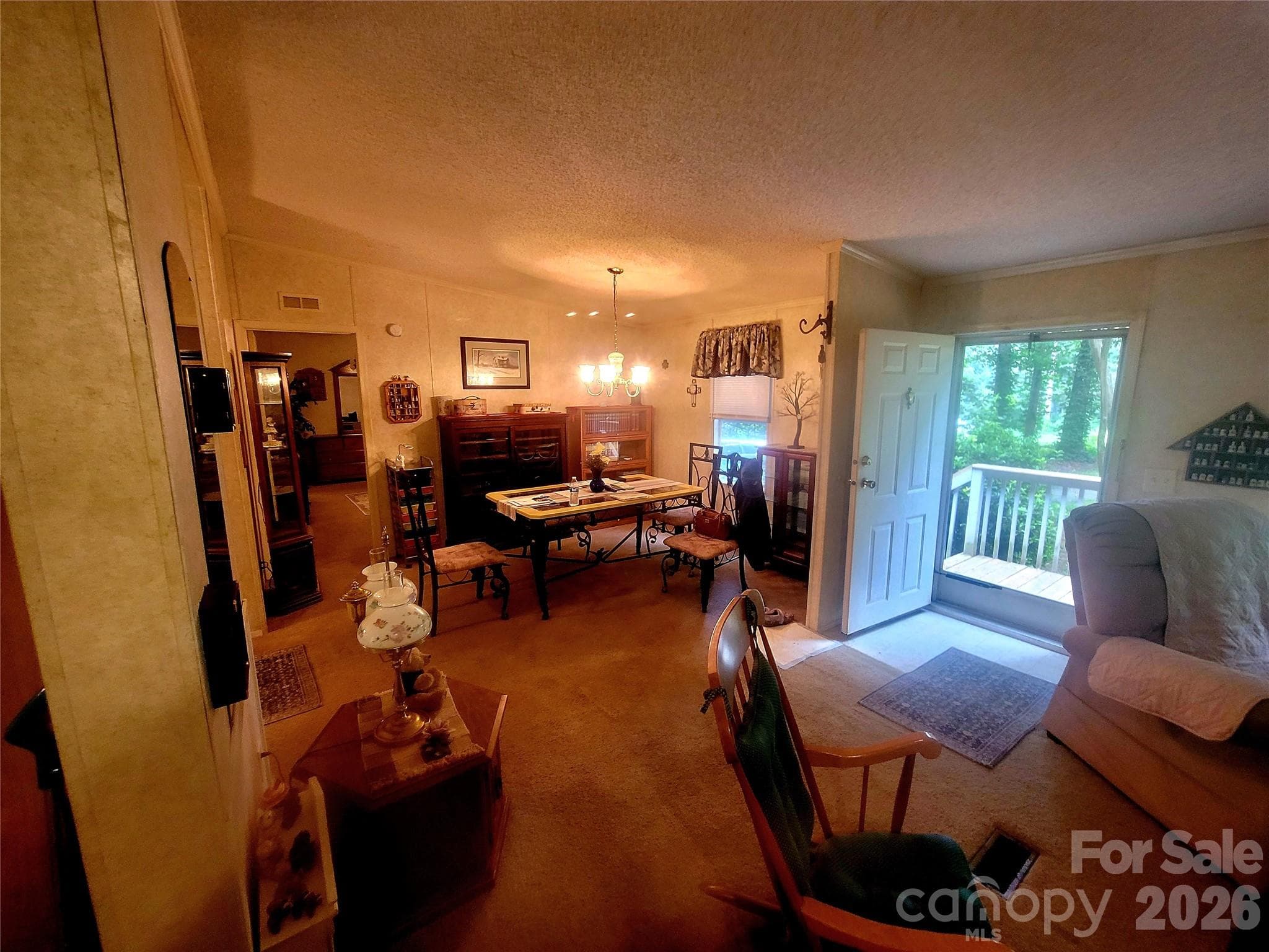 Family room - 121 Sylvan Drive, Statesville
