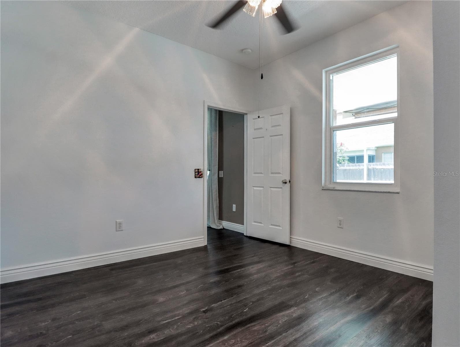 Single Family Residence at 2002 RAIN DANCE PL, BRANDON, photo 52 of 86