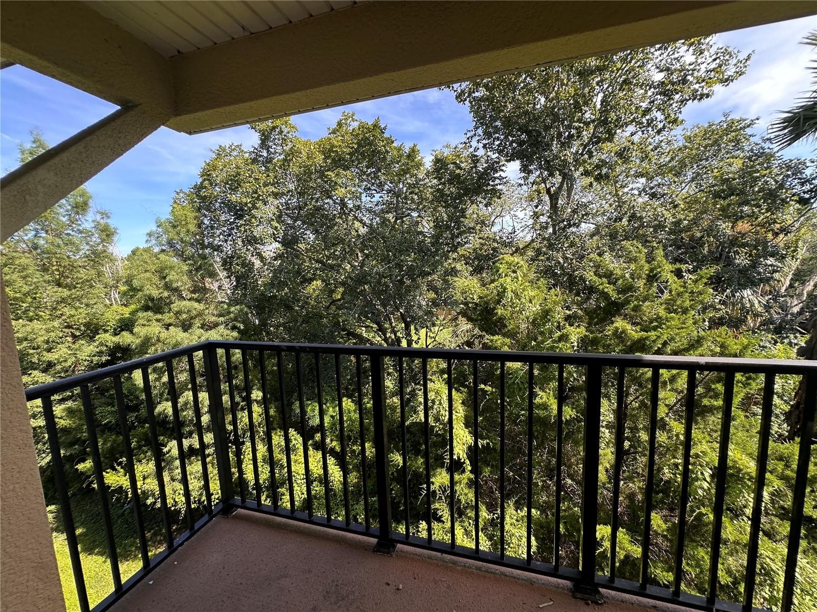 Condominium at 5041 ROYAL PALMS WAY #302, NEW PORT RICHEY, photo 27 of 51