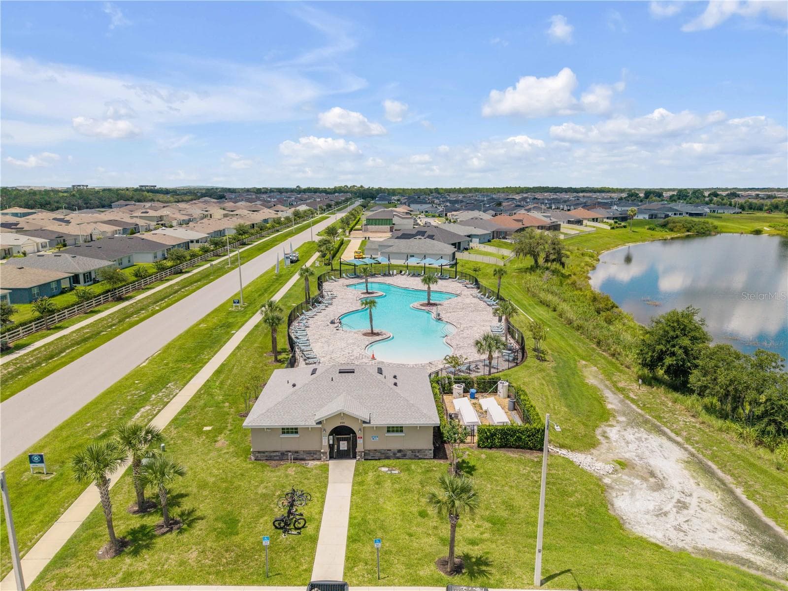 Single Family Residence at 3927 PALAZZO PL, WINTER HAVEN, photo 49 of 53