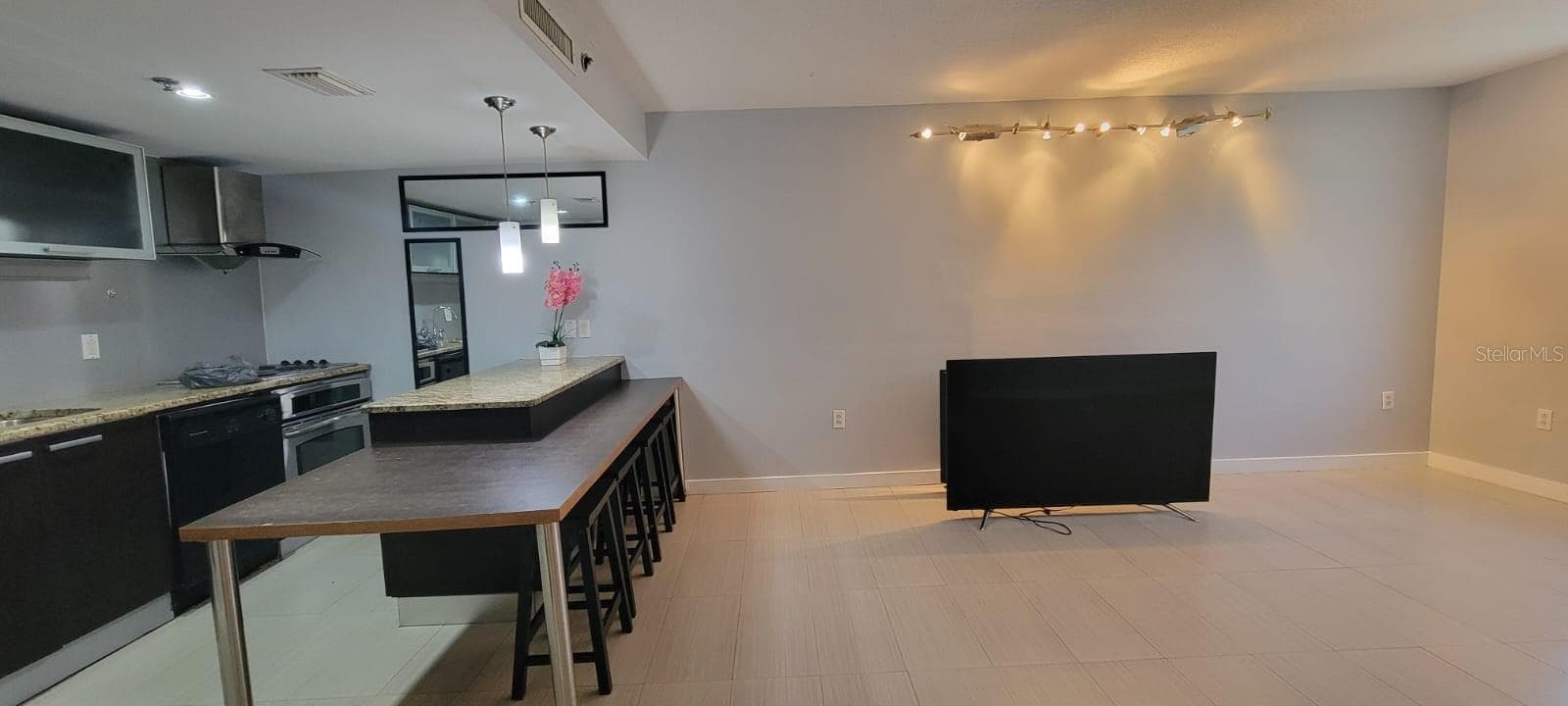 Condominium at 701 S MADISON AVE #316, CLEARWATER, photo 4 of 11
