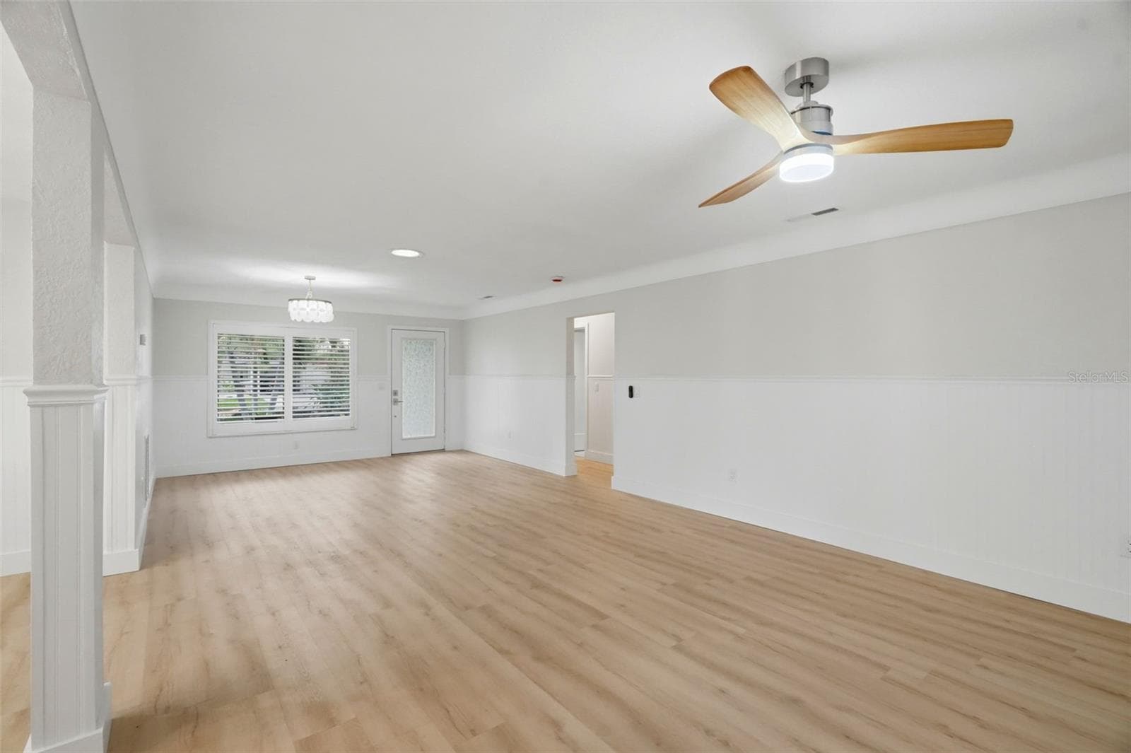 Living Room / Dining - 15814 3RD ST E, REDINGTON BEACH