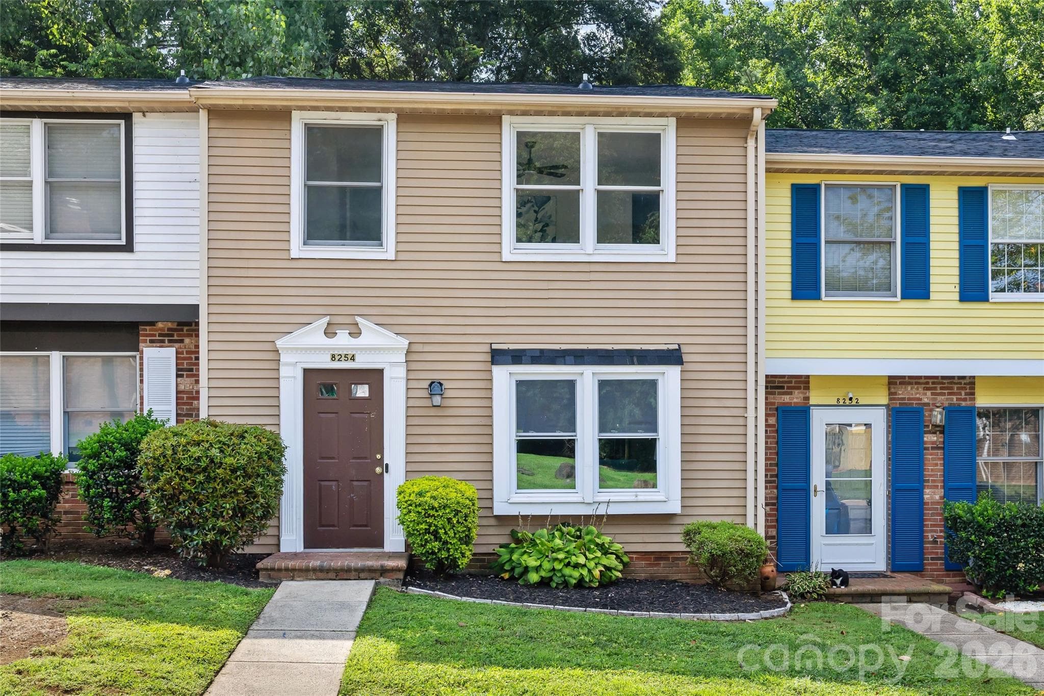 Townhouse at 8254 Knights Bridge Road, Charlotte