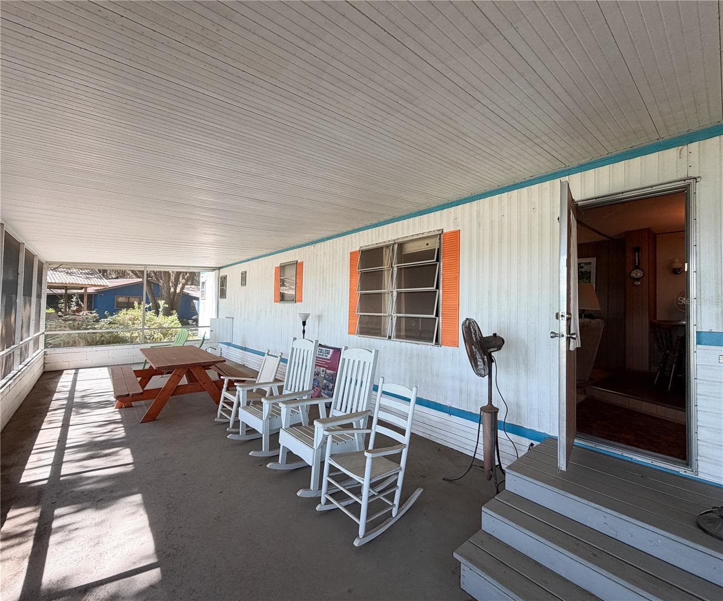 Mobile Home at 170 E COWPEN LAKE POINT RD, HAWTHORNE, photo 13 of 28
