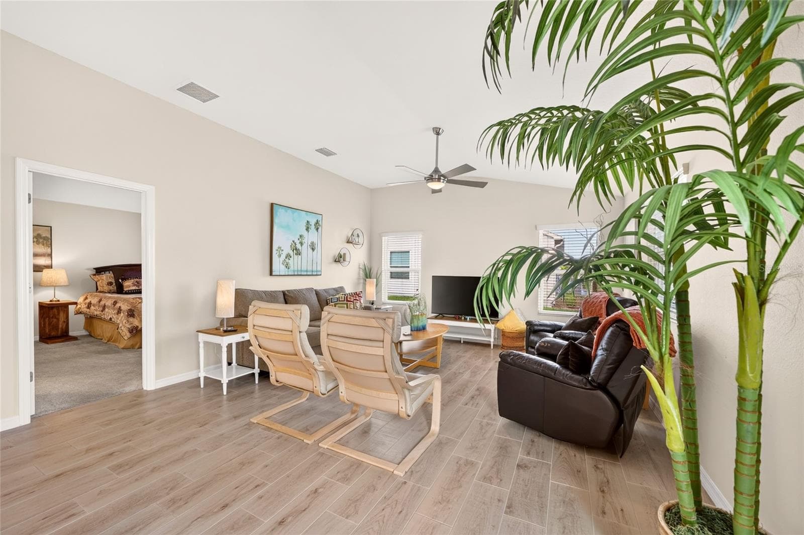 Villa at 5844 MARSH CT, THE VILLAGES, photo 11 of 37