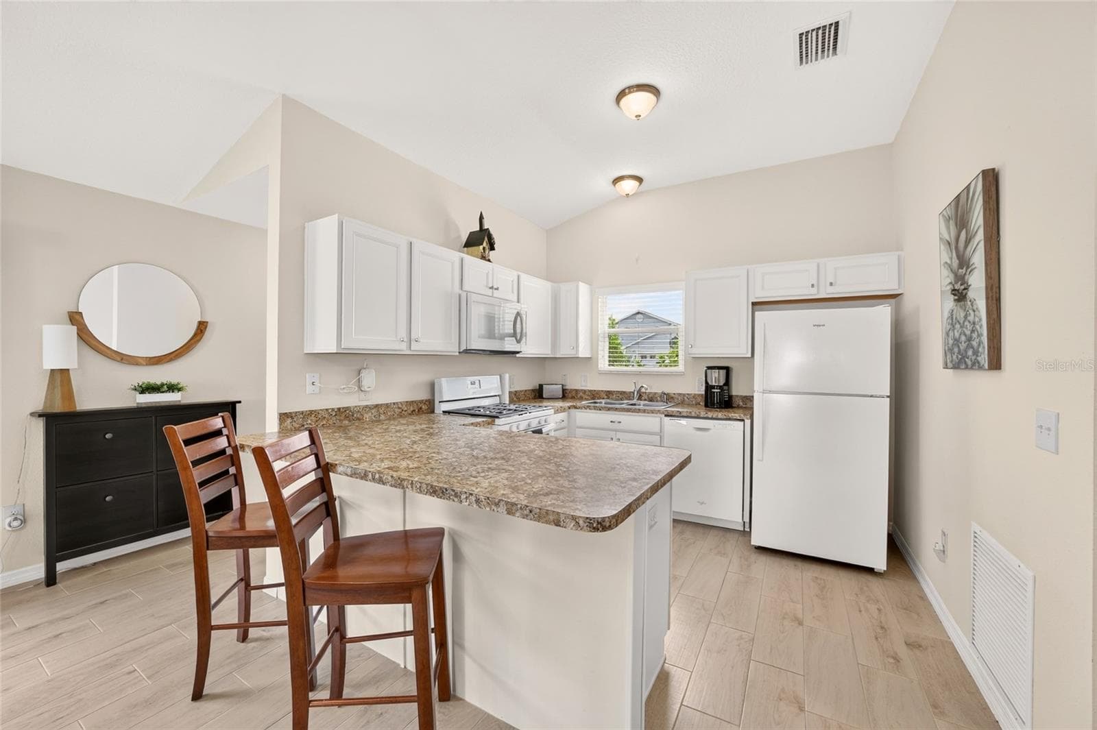 Villa at 5844 MARSH CT, THE VILLAGES, photo 17 of 37