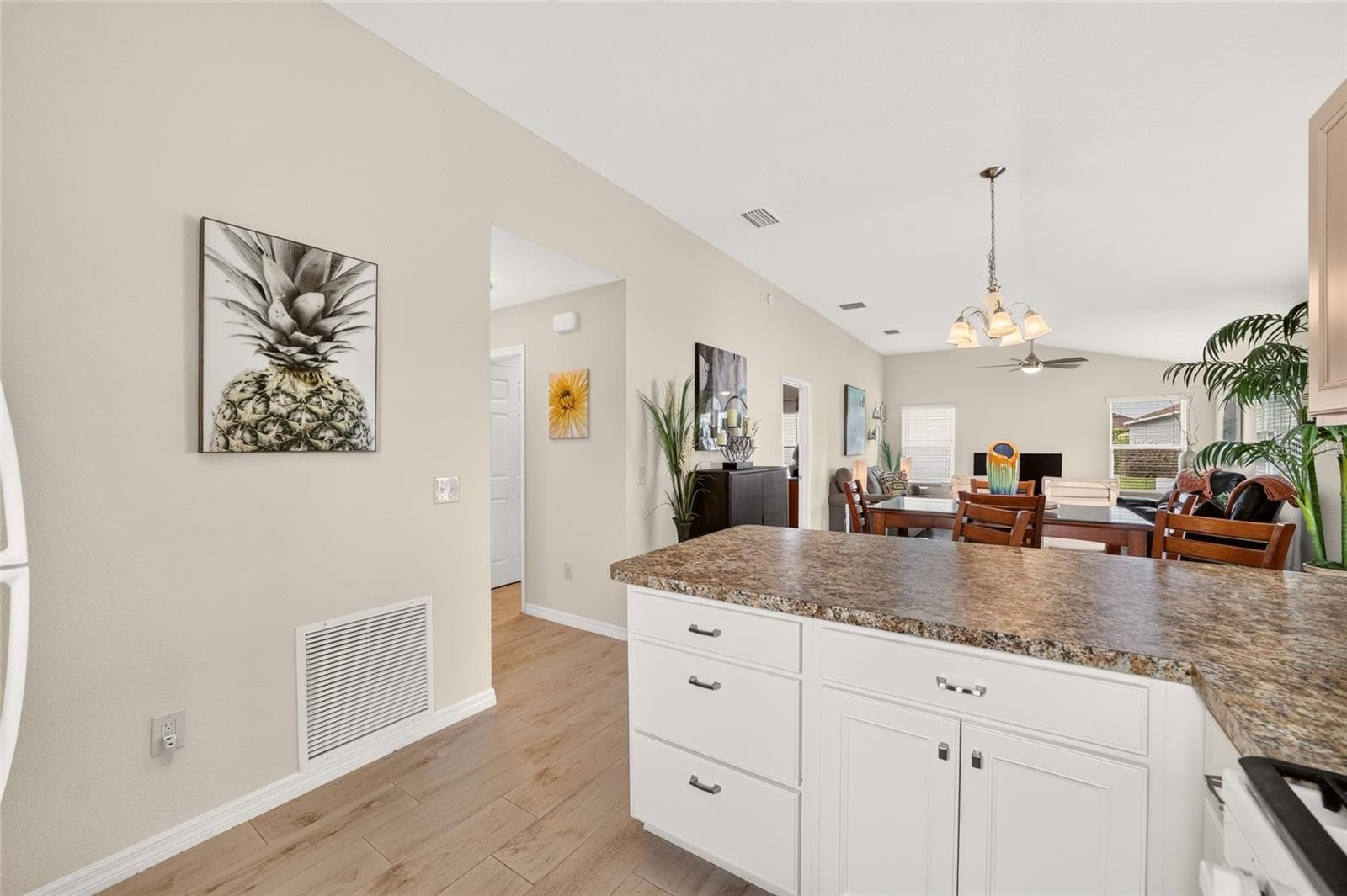 Villa at 5844 MARSH CT, THE VILLAGES, photo 21 of 37