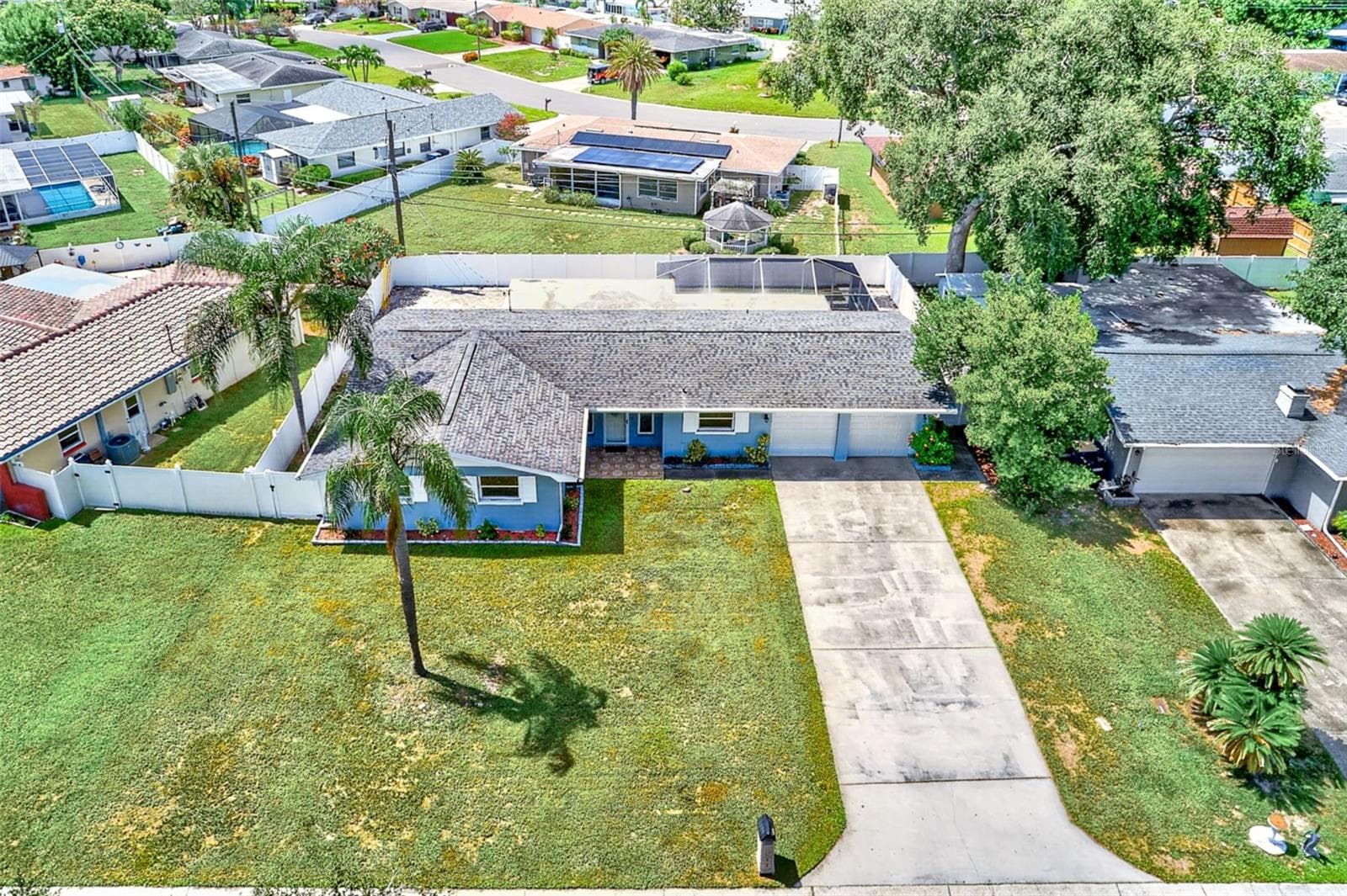 Single Family Residence at 2165 CAMPUS DR, CLEARWATER, photo 39 of 45