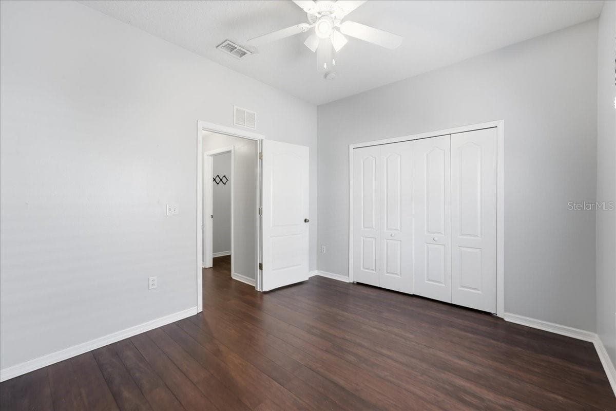 Single Family Residence at 15081 MASTHEAD LANDING CIR, WINTER GARDEN, photo 14 of 44