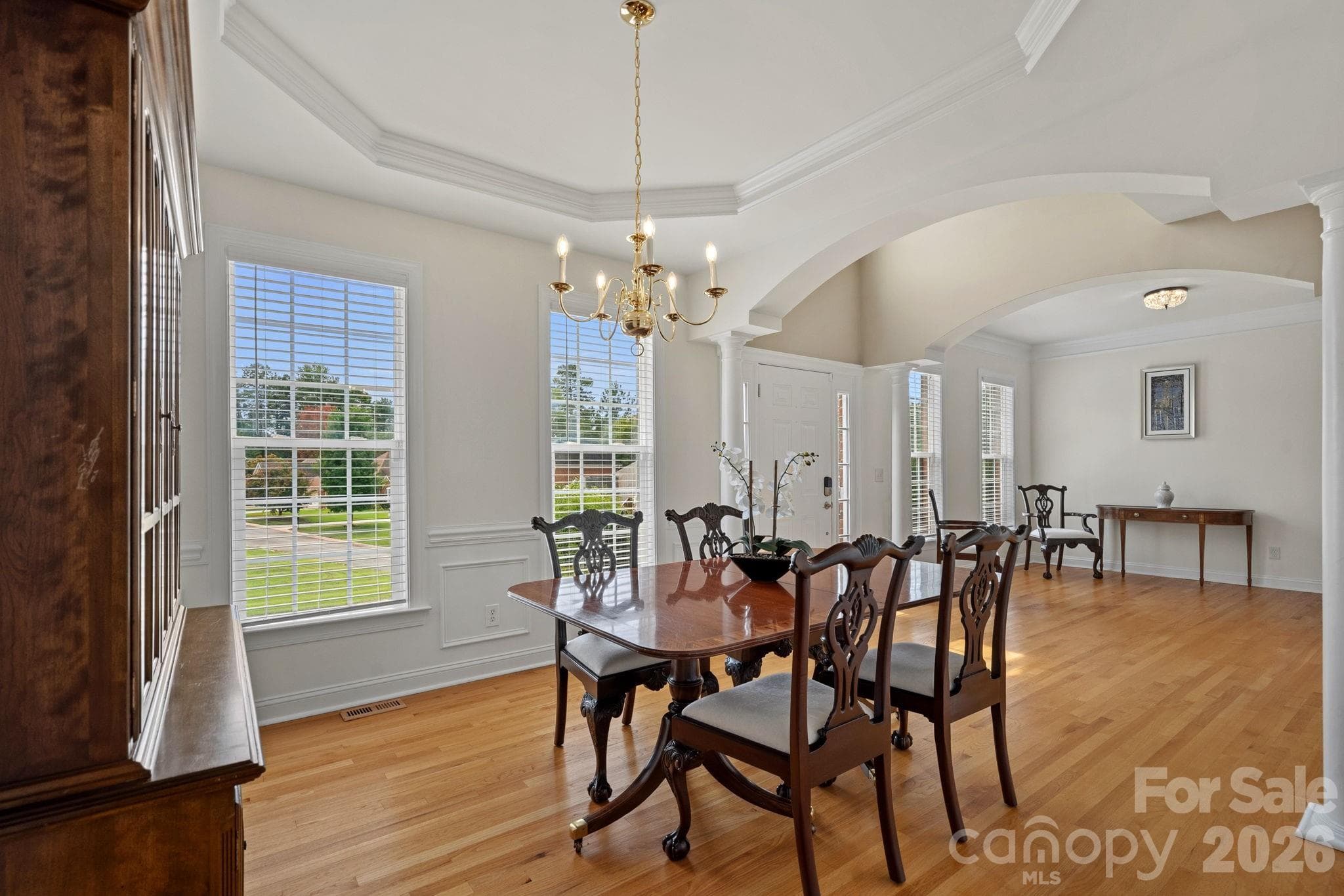 Dining area looking into entry and office/flex space - Huntersville