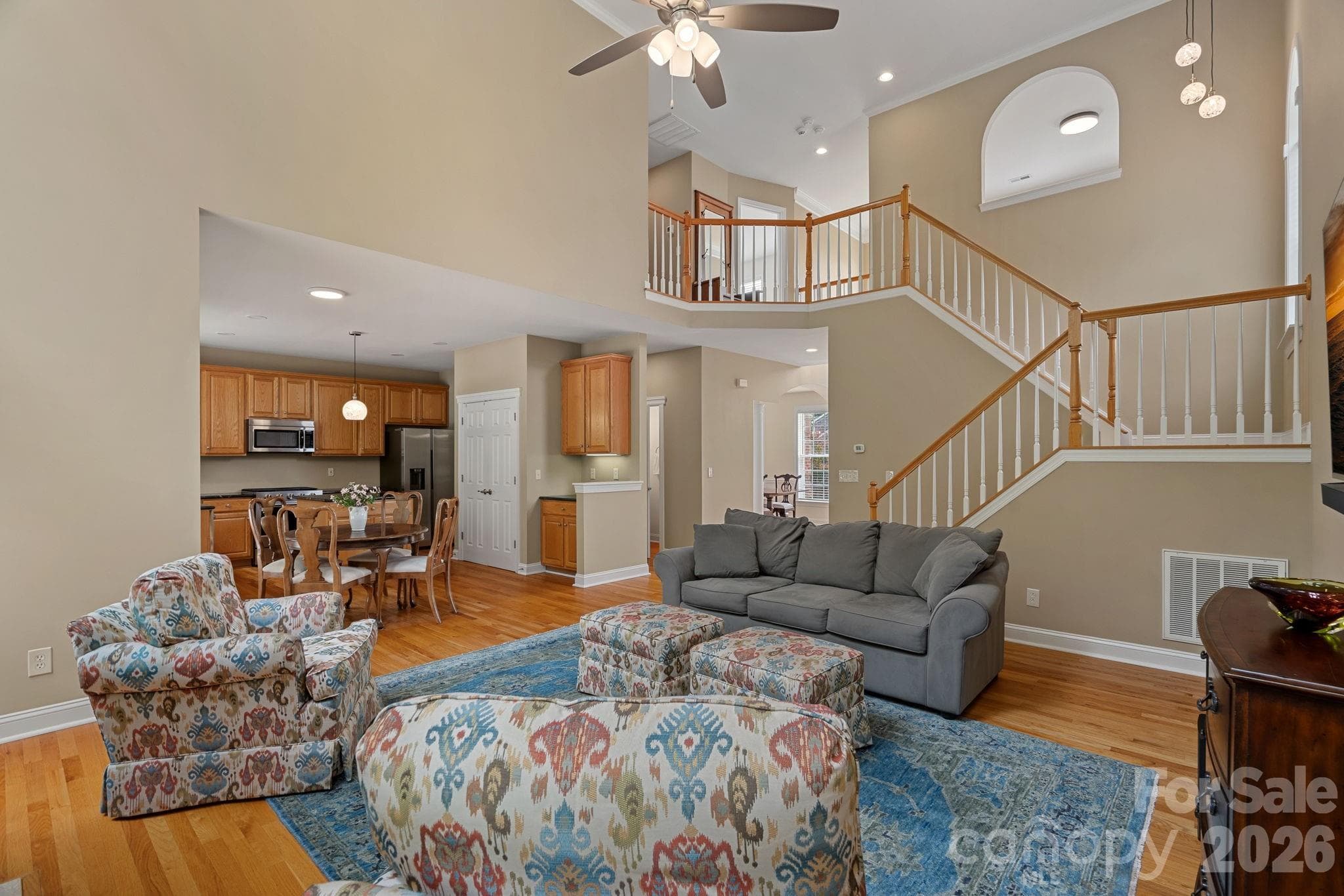 Open floor plan looking into the kitchen - Huntersville