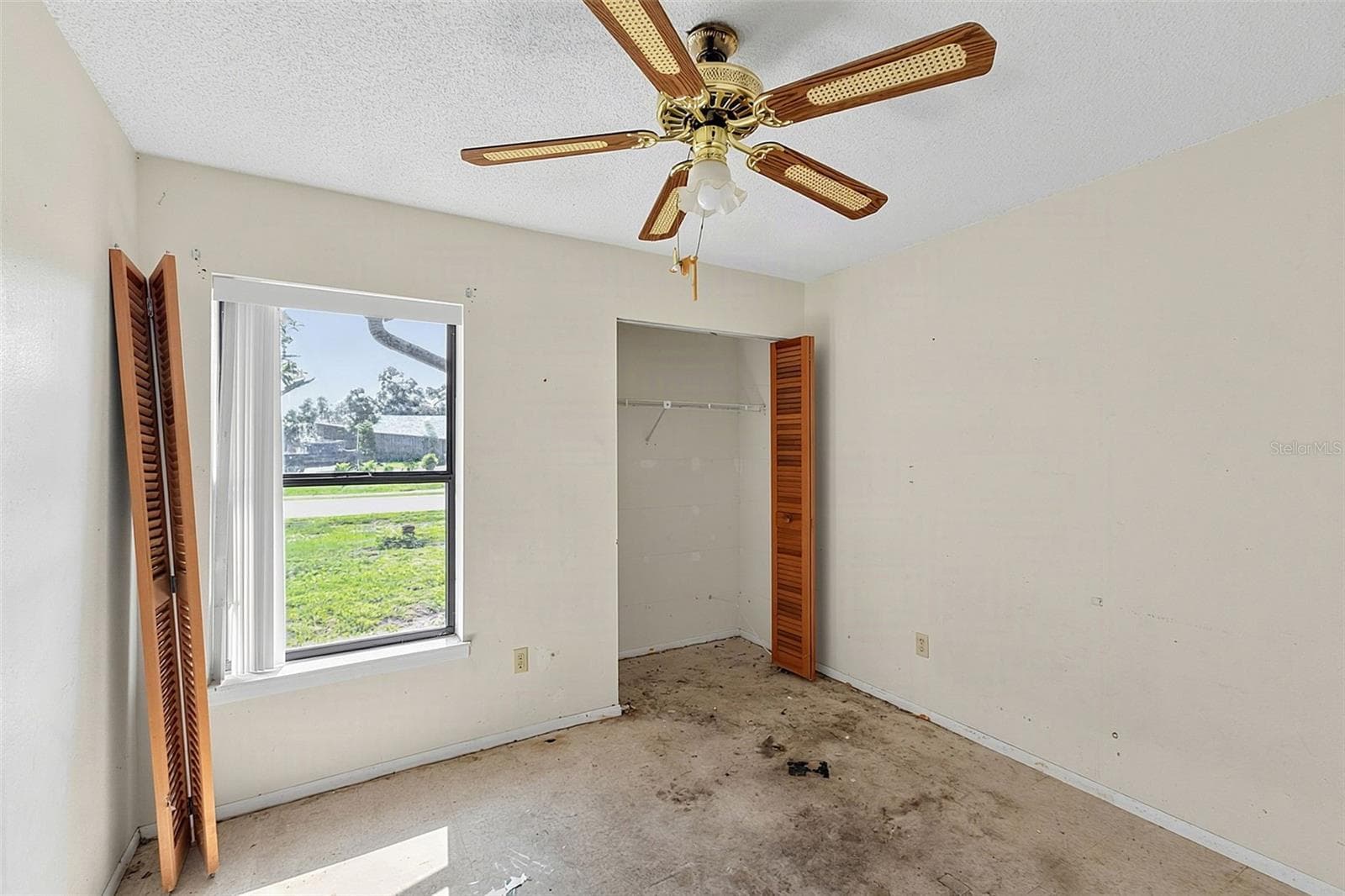 Single Family Residence at 327 HARBOR BLVD, PORT CHARLOTTE, photo 19 of 34