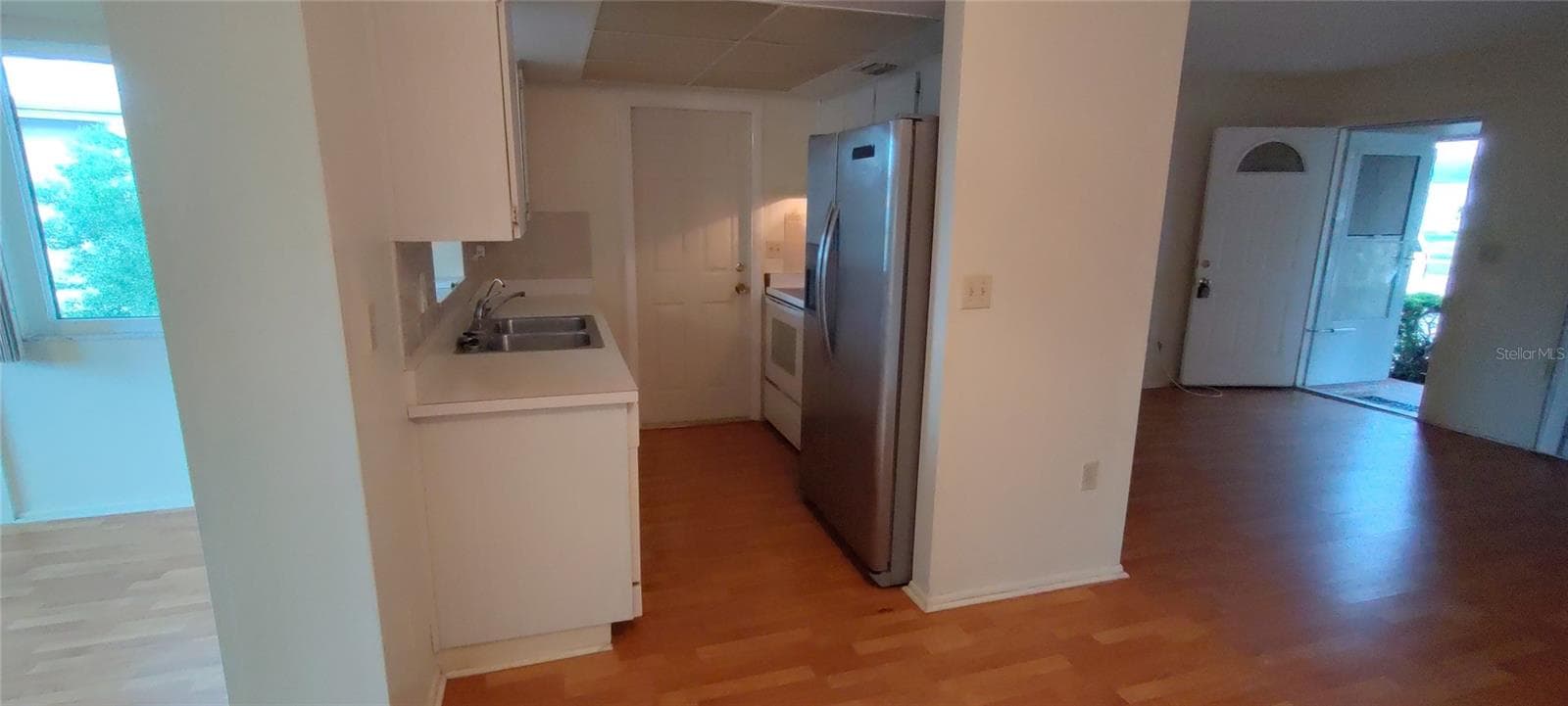Single Family Residence at 4476 LAKE BLVD, CLEARWATER, photo 5 of 17