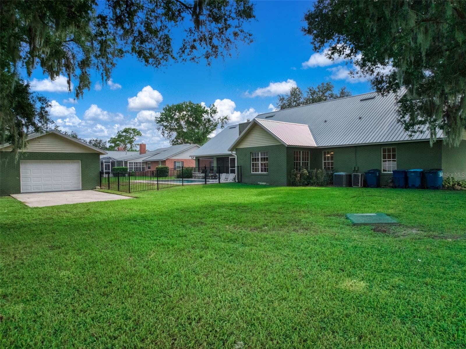 Single Family Residence at 510 EDGEWOOD DR, FORT MEADE, photo 34 of 43