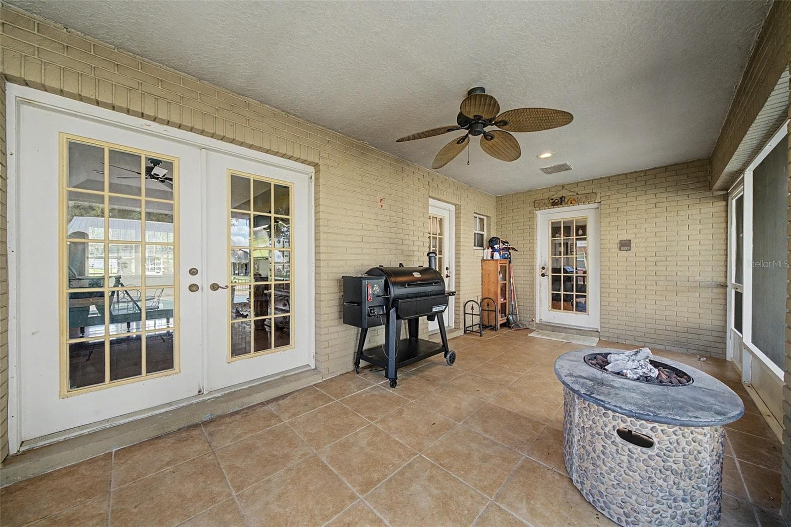 Single Family Residence at 510 EDGEWOOD DR, FORT MEADE, photo 35 of 43