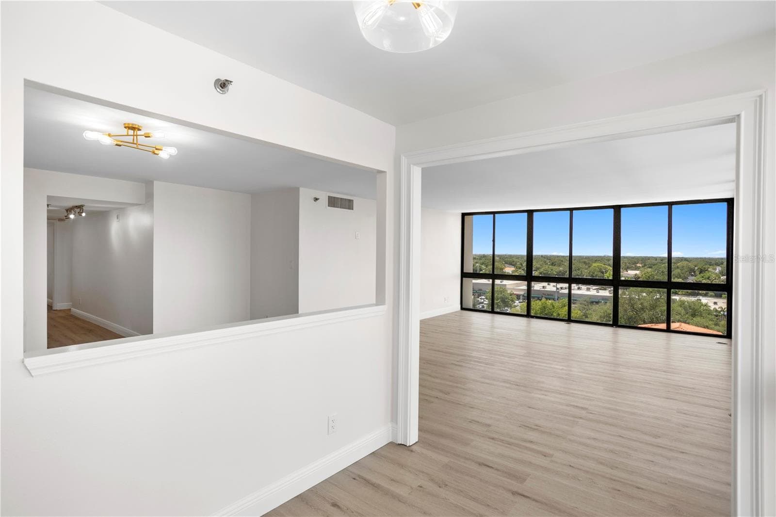 Condominium at 3301 BAYSHORE BLVD #1101E, TAMPA, photo 23 of 56