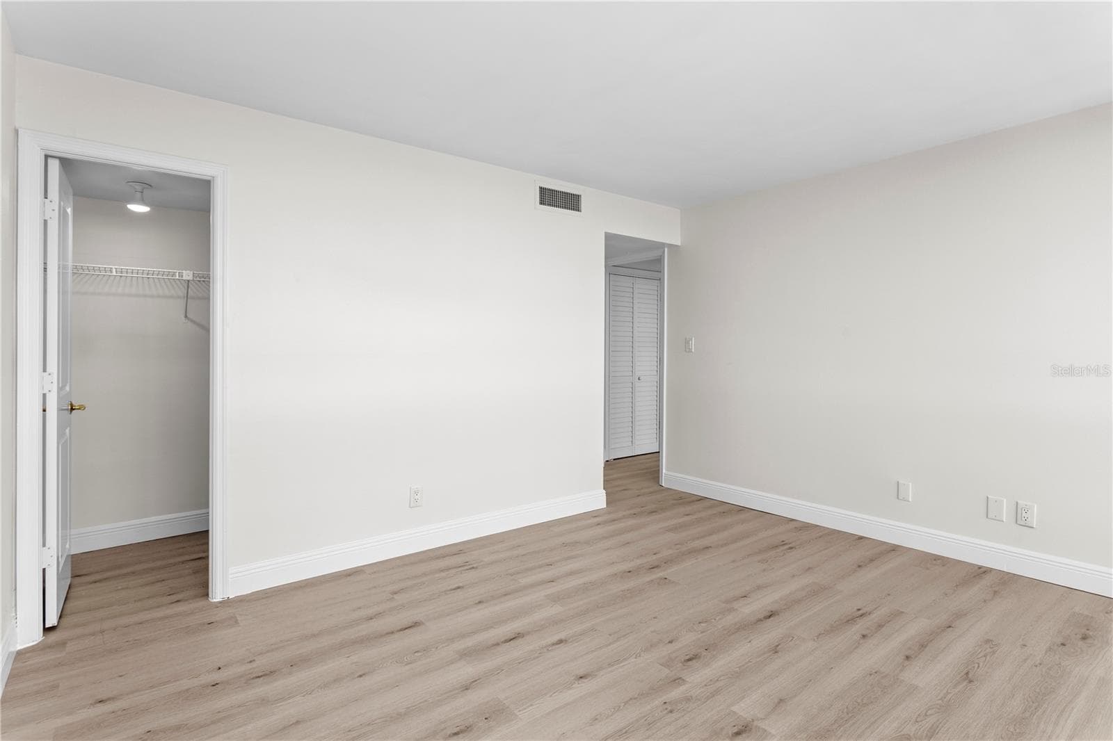 Condominium at 3301 BAYSHORE BLVD #1101E, TAMPA, photo 36 of 56