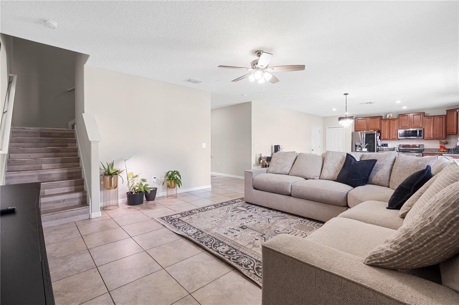 Single Family Residence at 7420 PEARLY EVERLASTING AVE, TAMPA, photo 13 of 48