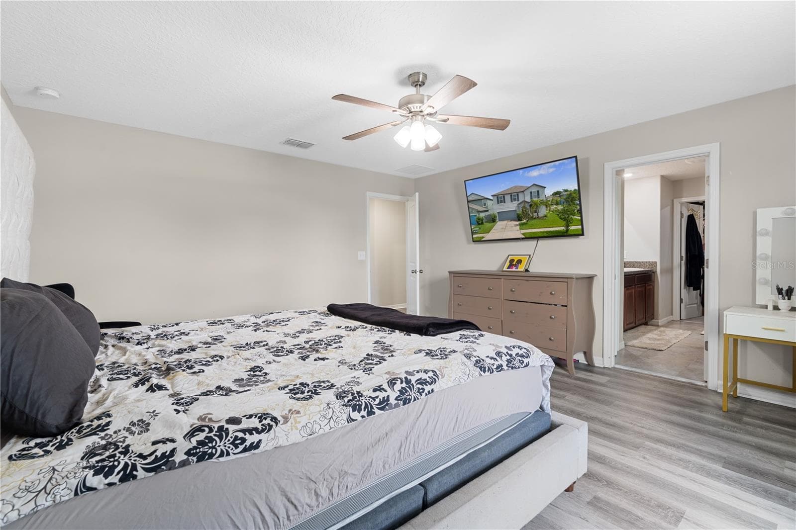 Single Family Residence at 7420 PEARLY EVERLASTING AVE, TAMPA, photo 26 of 48