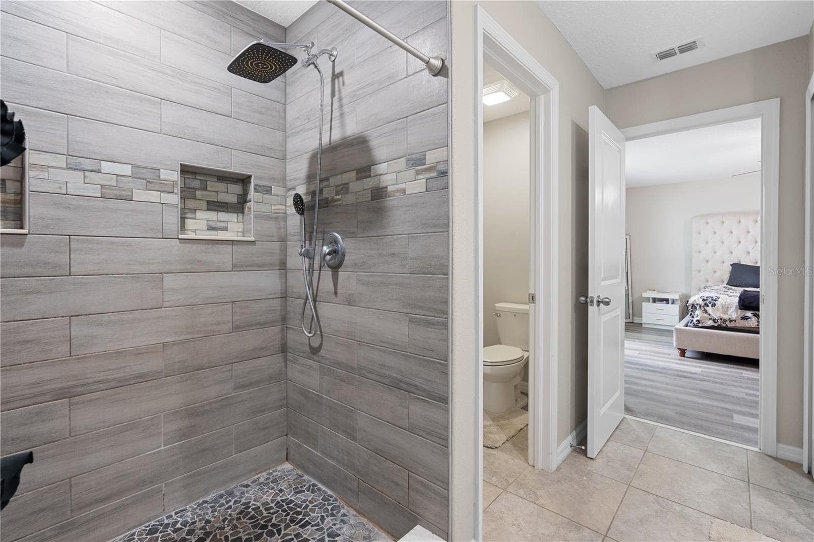 Single Family Residence at 7420 PEARLY EVERLASTING AVE, TAMPA, photo 27 of 48