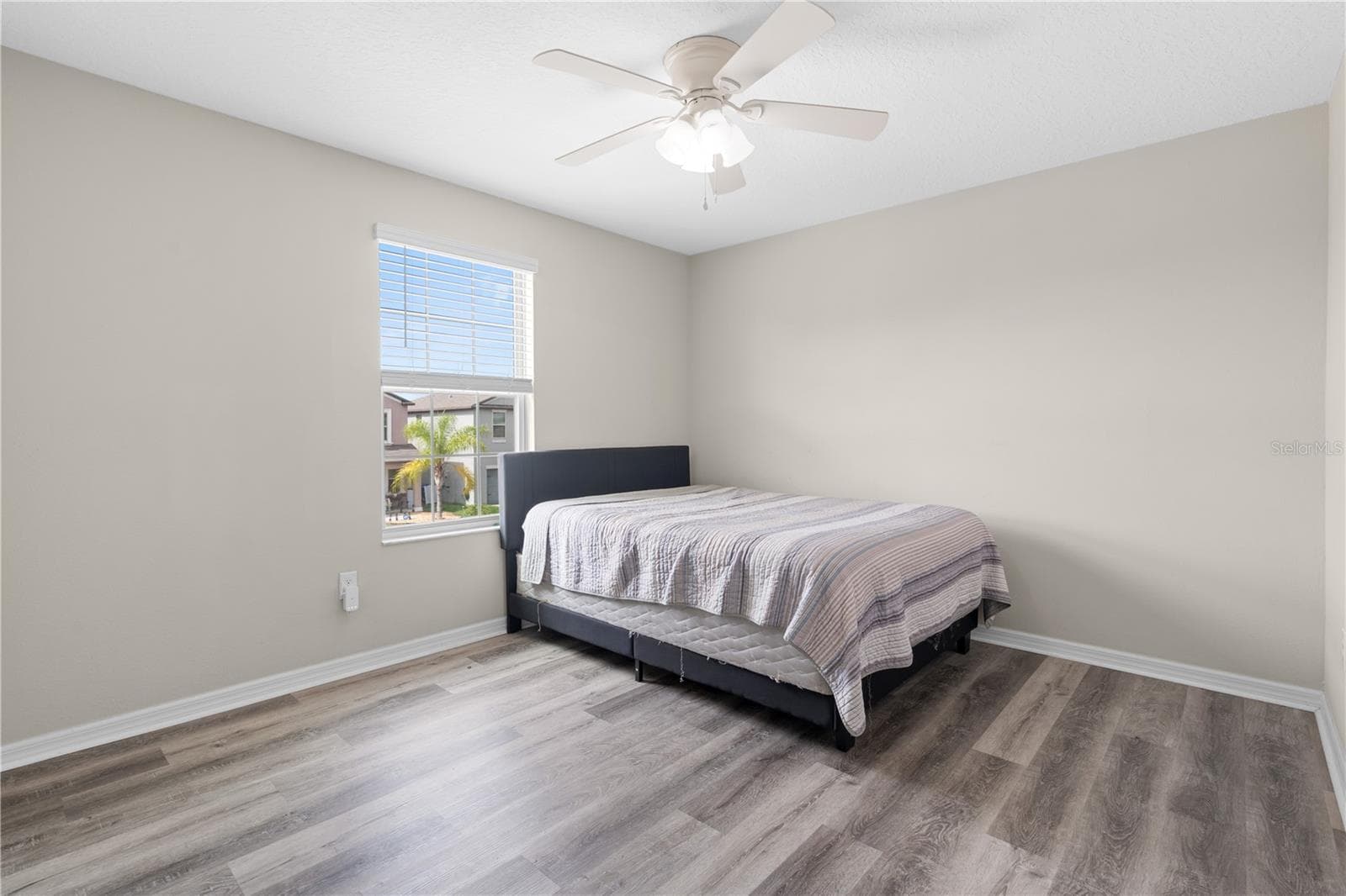 Single Family Residence at 7420 PEARLY EVERLASTING AVE, TAMPA, photo 31 of 48