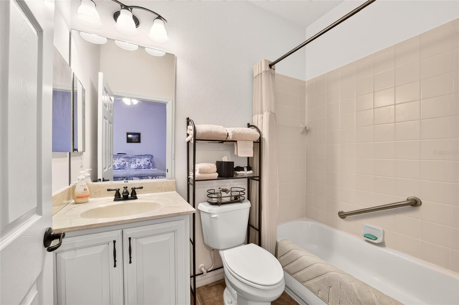 casita - 8706 SW 88TH PL, OCALA