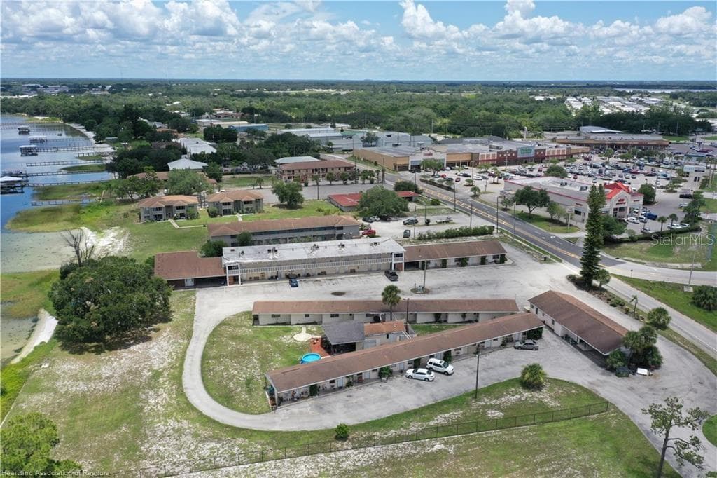 Quadruplex at 1001 LAKEVIEW DR, SEBRING, photo 16 of 16