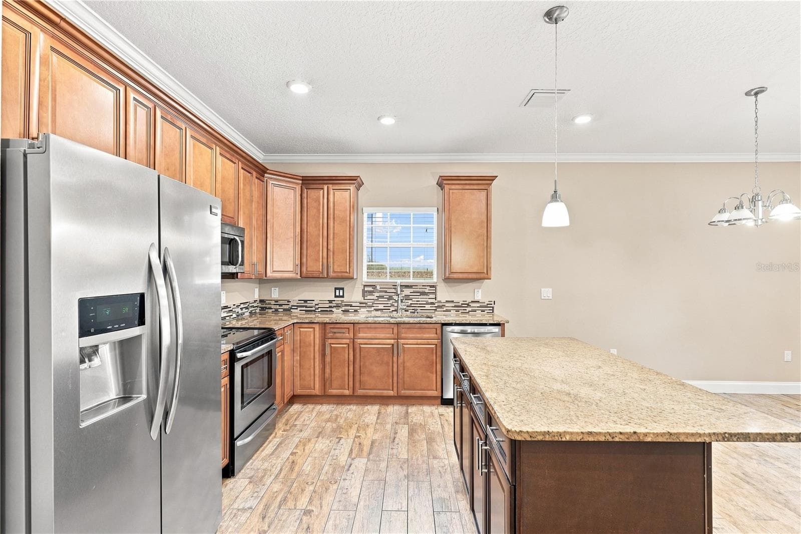 Townhouse at 20 W PRINCETON ST, ORLANDO, photo 8 of 32
