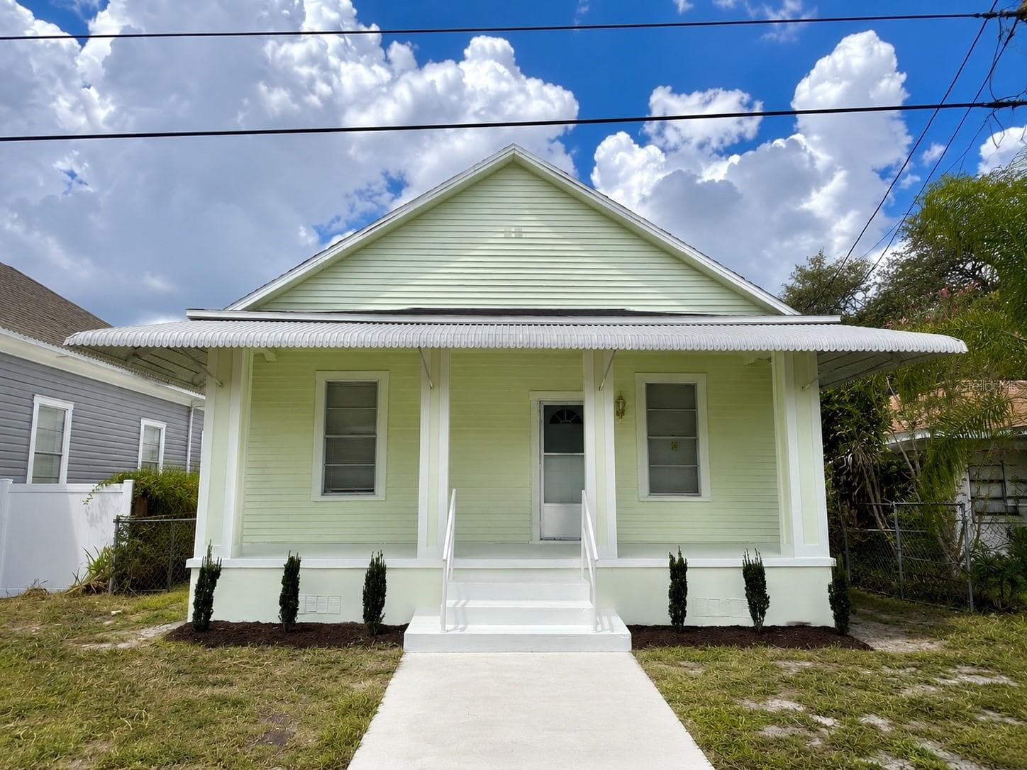 Single Family Residence at 2908 BANZA ST, TAMPA, photo 2 of 32