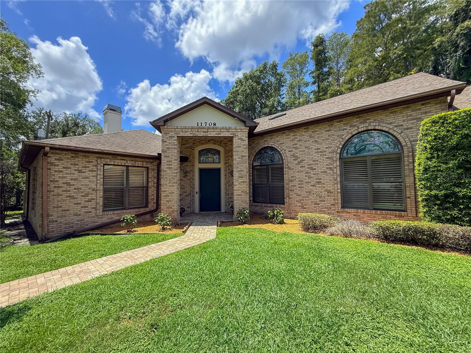11708 ORANGE GROVE DR