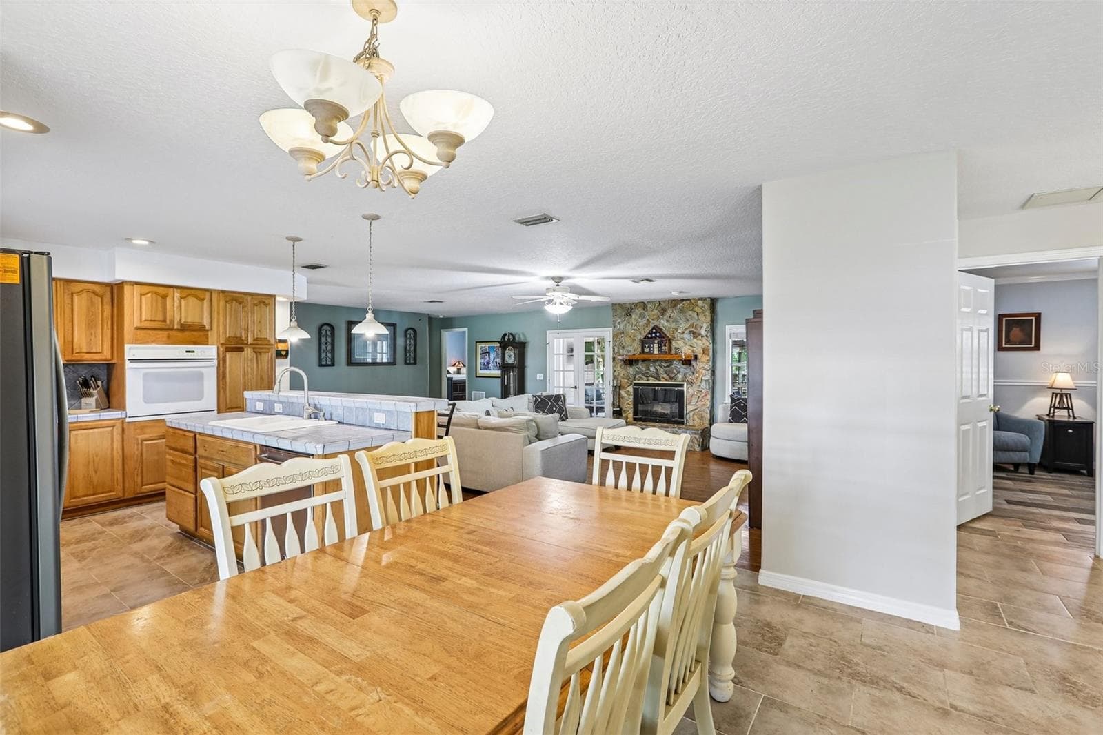 Single Family Residence at 3131 N CANAL DR, PALM HARBOR, photo 8 of 64