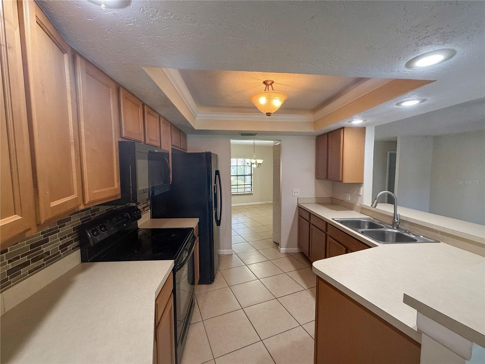 Single Family Residence at 13311 HOLLOWBEND LN, RIVERVIEW, photo 8 of 20