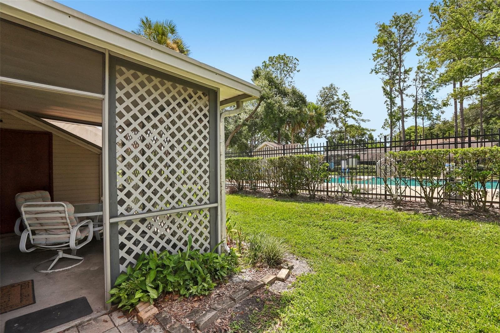 Townhouse at 8419 LAURELON PL, TEMPLE TERRACE, photo 42 of 53