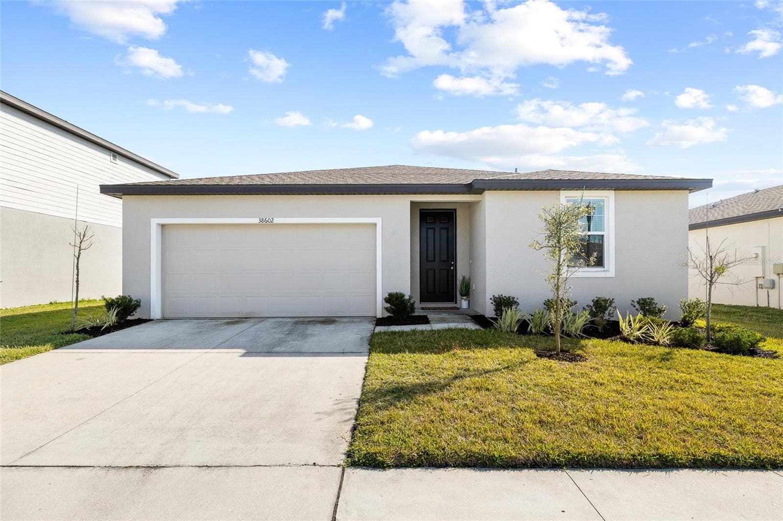 Single Family Residence at 38602 FINN CLOVER LN, ZEPHYRHILLS, photo 3 of 30