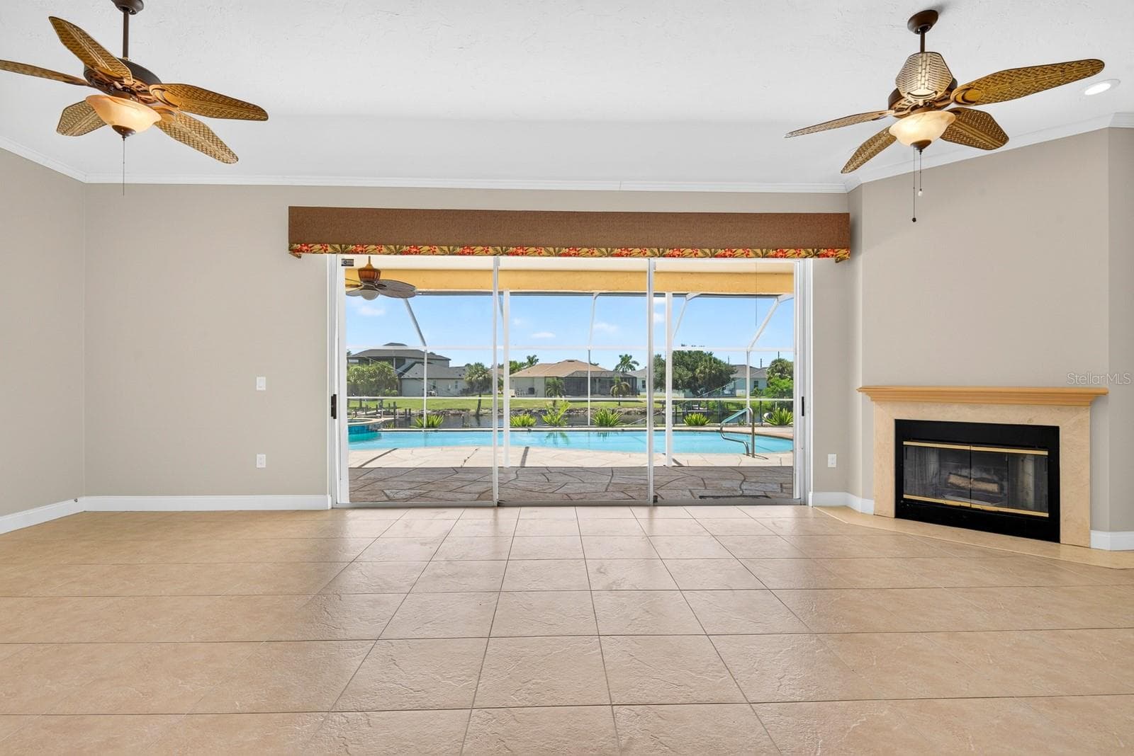 family room - 5410 61ST ST E, BRADENTON